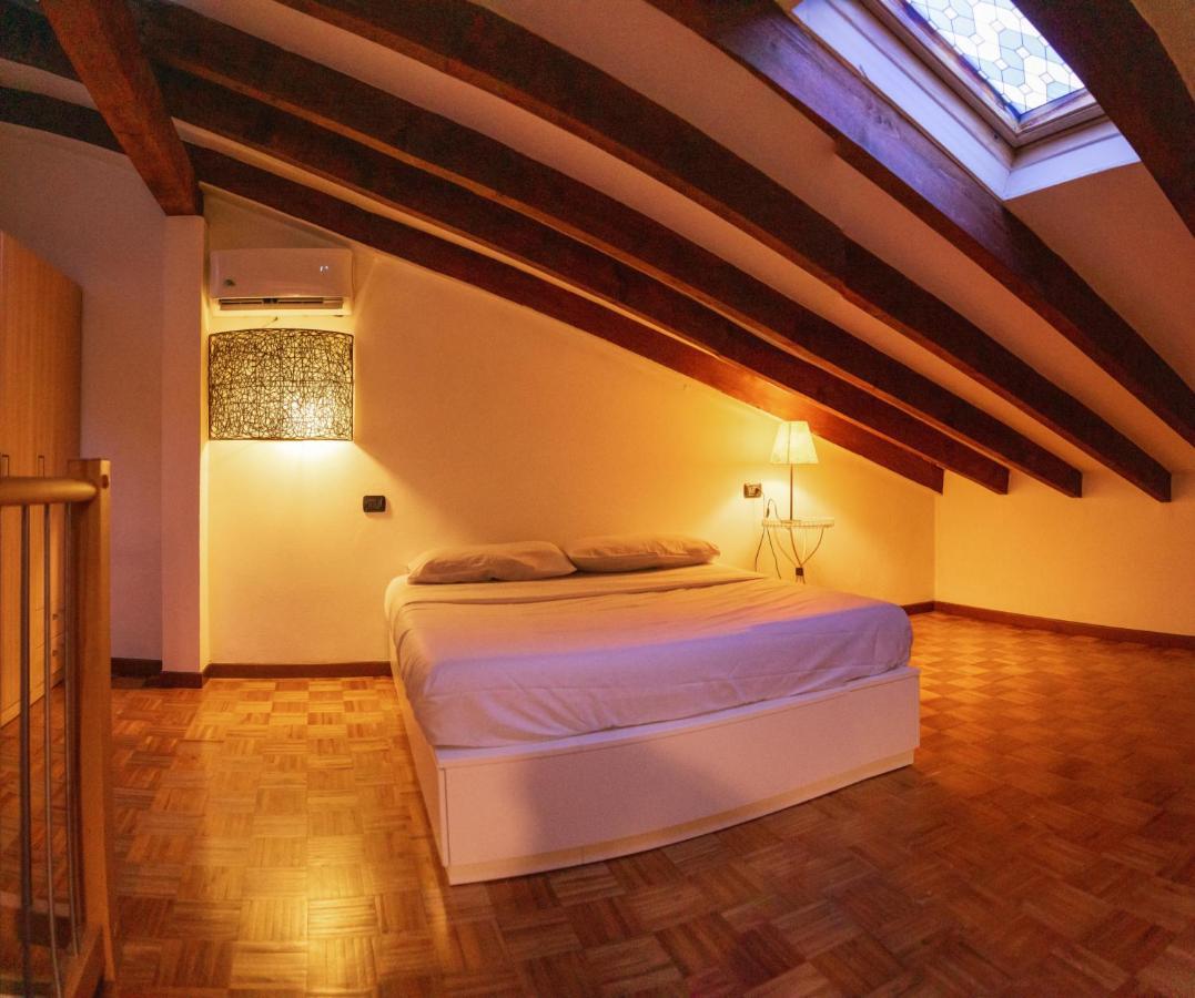 La Casa Di Ale Apartment เลคโค ภายนอก รูปภาพ